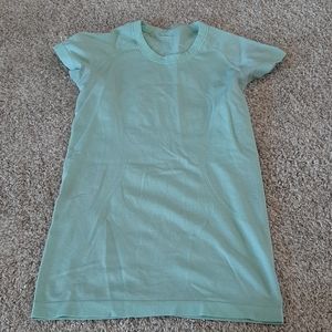 Lululemon Swiftly Tech Size 4